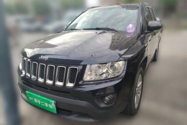 Used Jeep Compass 2011 2.4L four-wheel-drive sport version