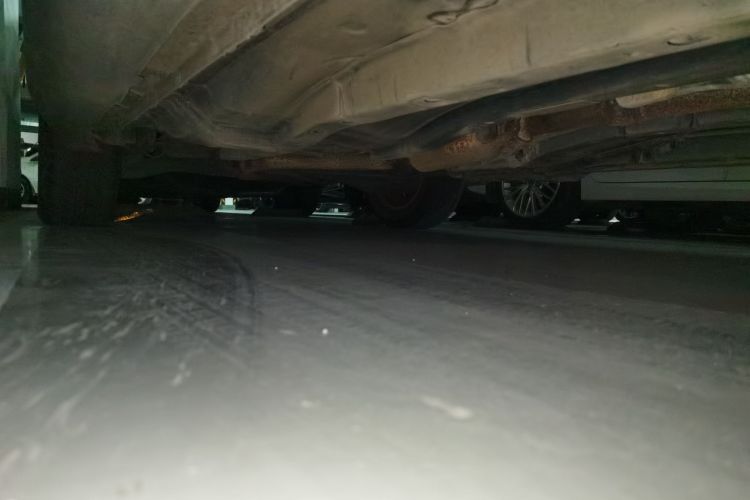 Used Jeep Compass 2011 2.0L two-wheel drive sport version Chassis Front Right