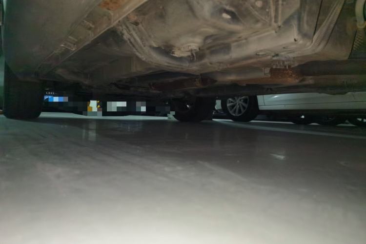 Used Jeep Compass 2011 2.0L two-wheel drive sport version Chassis Rear Left