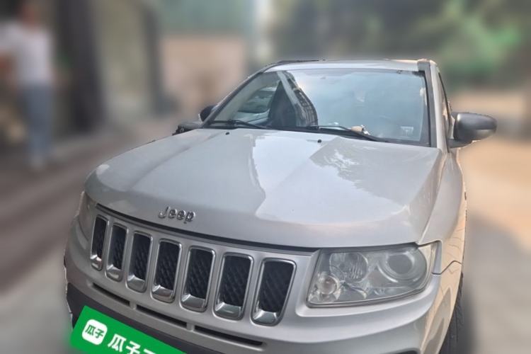Jeep Compass 2011 2.4L four-wheel-drive sport version usado Guazi used car, China used car export, Used car for sale, Used  cars, Cheapest cars for sale