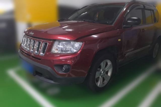 Jeep Compass 2011 2.4L four-wheel drive Comfort version d’occasion