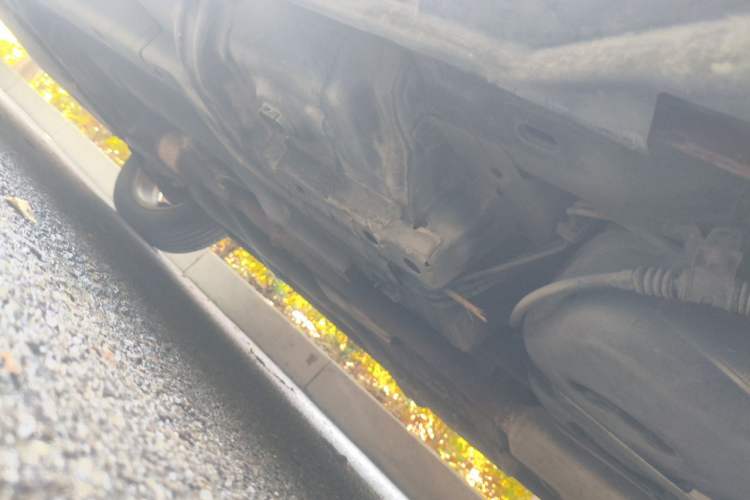 Used Jeep Compass 2011 2.4L four-wheel-drive sport version Chassis Rear Left