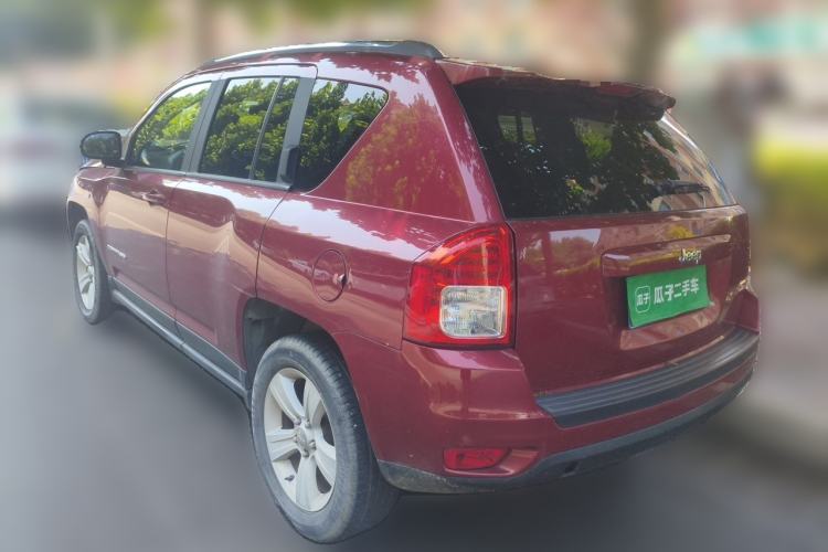 Used Jeep Compass 2011 2.4L four-wheel-drive sport version Rear Left 45 Deg
