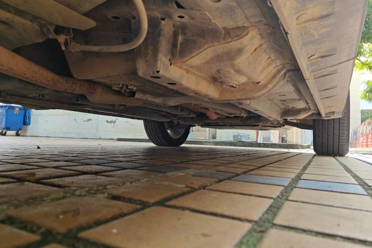 Used Jeep Compass 2011 2.0L two-wheel drive sport version Chassis Rear Right