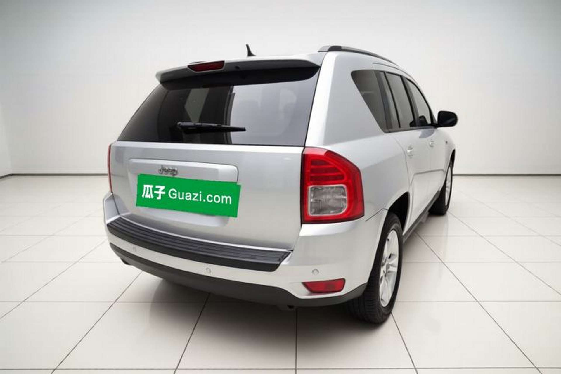 Used Jeep Compass 2011 2.4L Four-wheel Drive Classic Upgrade Edition Exterior 5