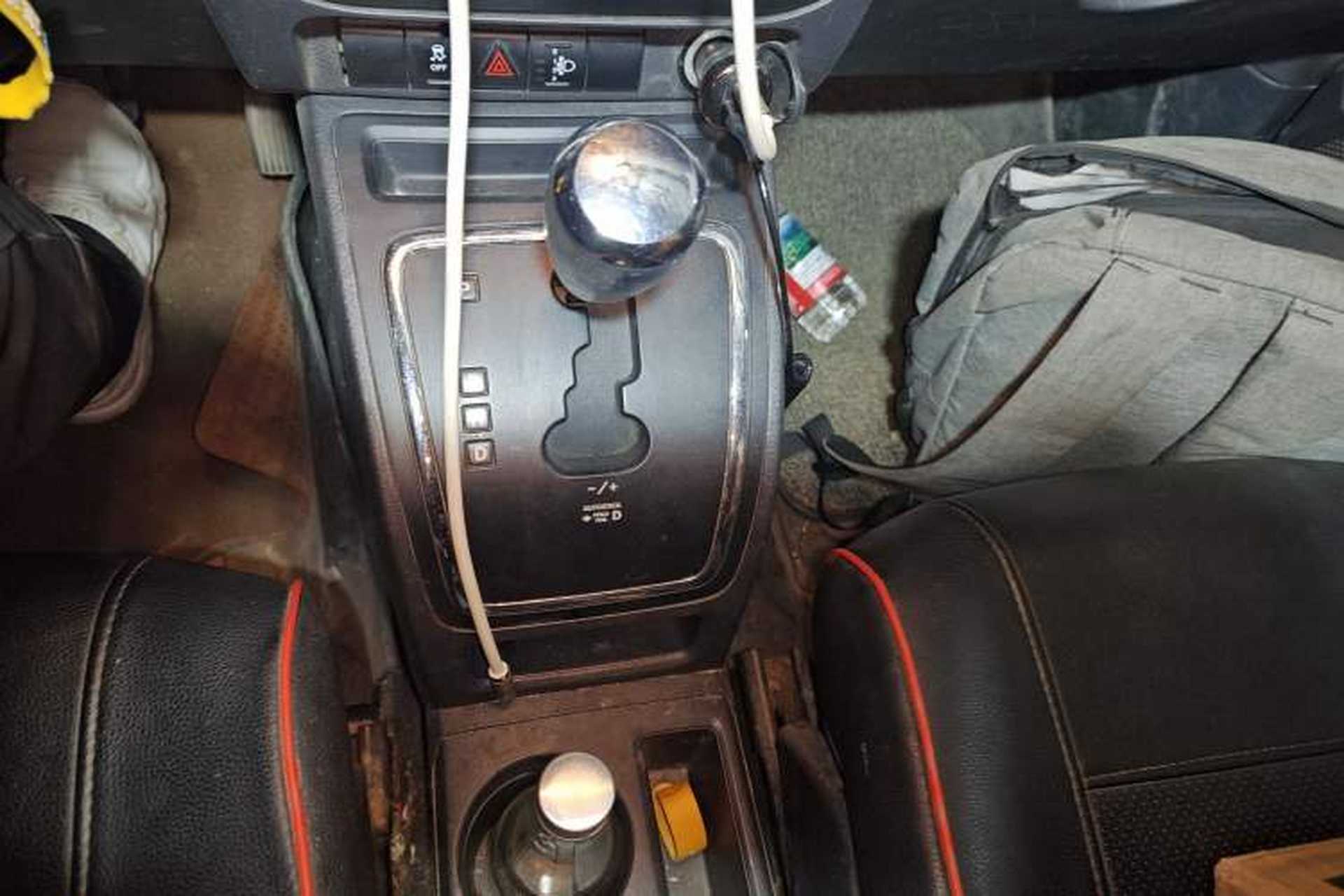 Used Jeep Compass 2011 2.4L Four-wheel Drive Classic Upgrade Edition Gear Lever