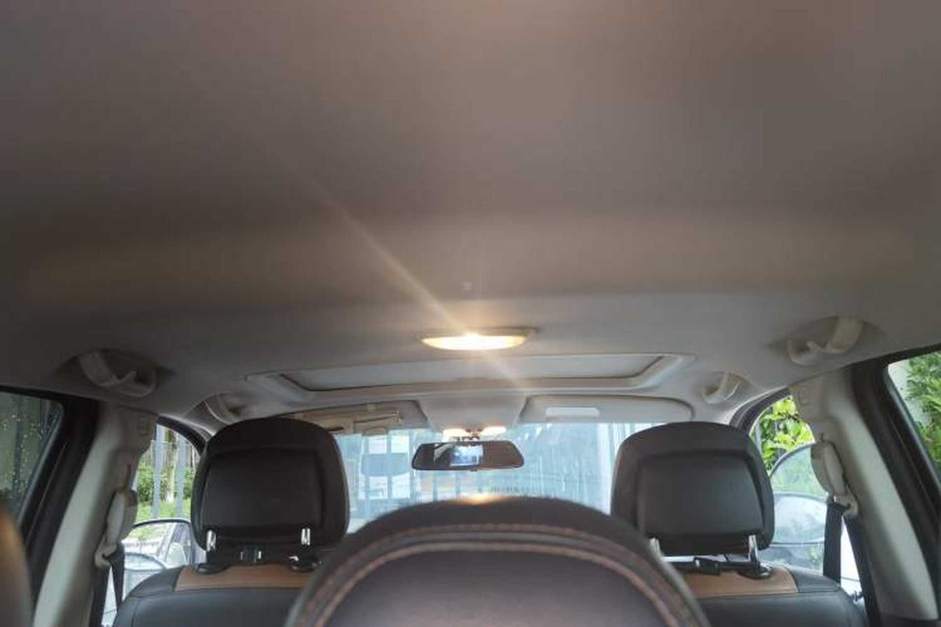 Used Jeep Compass 2011 2.0L two-wheel drive sport version Headliner