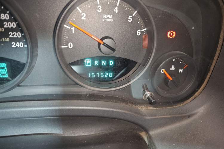 Used Jeep Compass 2011 2.4L Four-wheel Drive Classic Upgrade Edition Odometer Close Up