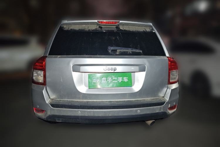 Used Jeep Compass 2011 2.4L Four-wheel Drive Classic Upgrade Edition Rear