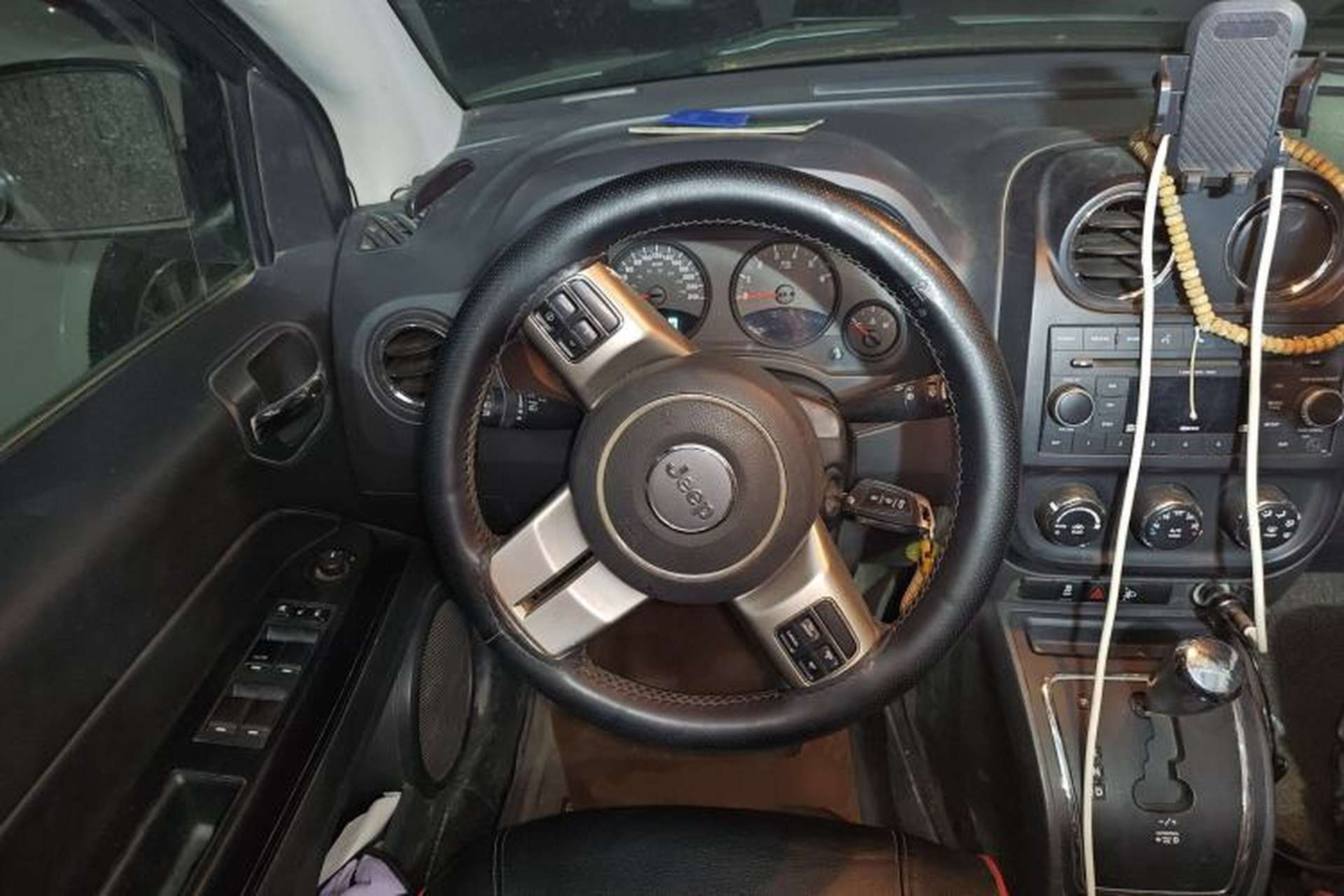 Used Jeep Compass 2011 2.4L Four-wheel Drive Classic Upgrade Edition Steering Wheel