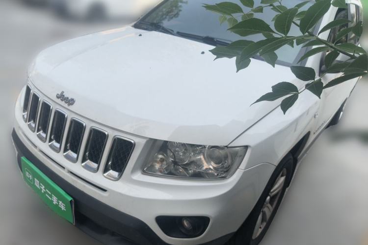 Used Jeep Compass 2011 2.4L four-wheel-drive sport version Guazi used car, China used car export, Used car for sale, Used  cars, Cheapest cars for sale