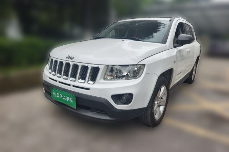 Used Jeep Compass 2011 2.4L four-wheel-drive sport version Guazi used car, China used car export, Used car for sale, Used  cars, Cheapest cars for sale