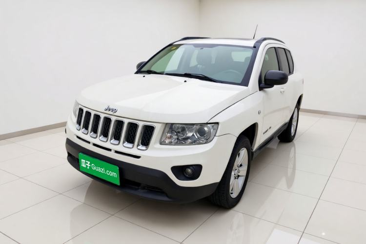 Used Jeep Compass 2011 2.4L four-wheel-drive sport version Guazi used car, China used car export, Used car for sale, Used cars, Cheapest cars for sale