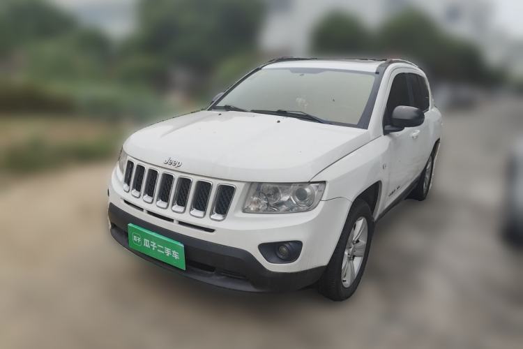 Used Jeep Compass 2011 2.4L four-wheel-drive sport version Guazi used car, China used car export, Used car for sale, Used  cars, Cheapest cars for sale
