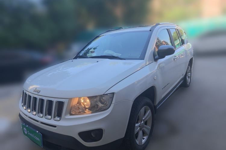 Used Jeep Compass 2011 2.4L four-wheel-drive sport version Guazi used car, China used car export, Used car for sale, Used cars, Cheapest cars for sale