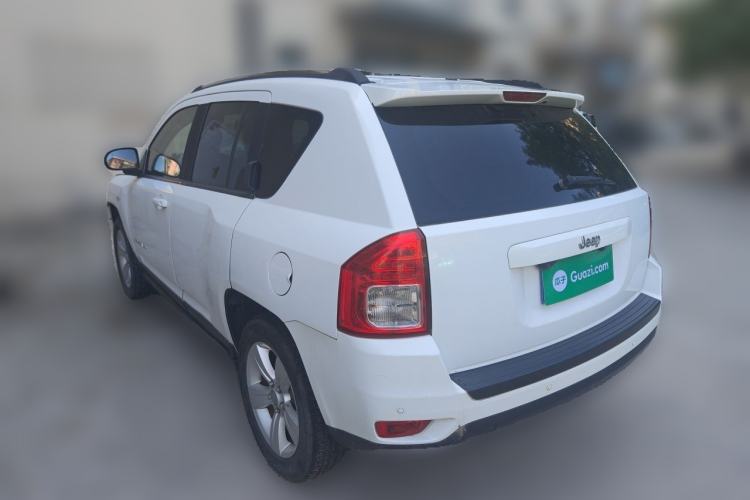 Used Jeep Compass 2011 2.4L four-wheel-drive sport version Rear Left 45 Deg