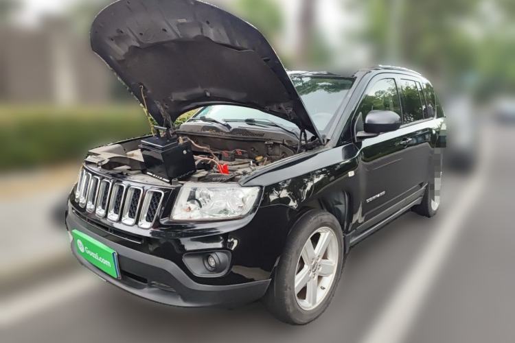 Used Jeep Compass 2012 2.4L four-wheel-drive sport version Guazi used car, China used car export, Used car for sale, Used  cars, Cheapest cars for sale
