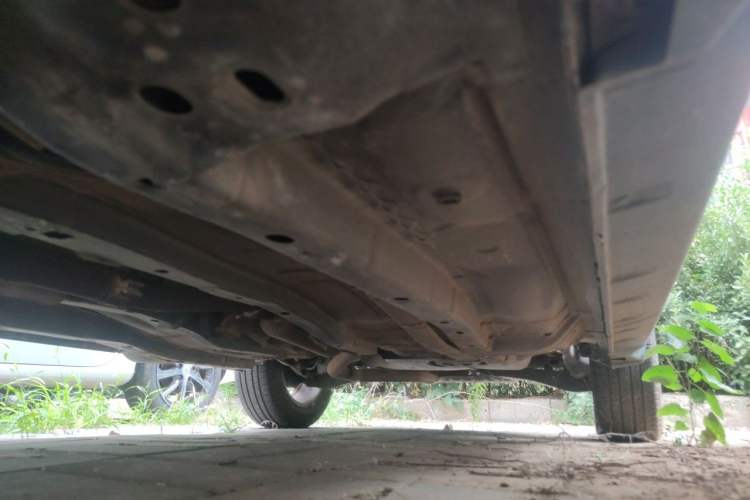 Used Jeep Compass 2012 2.0L two-wheel drive sport version Chassis Front Left