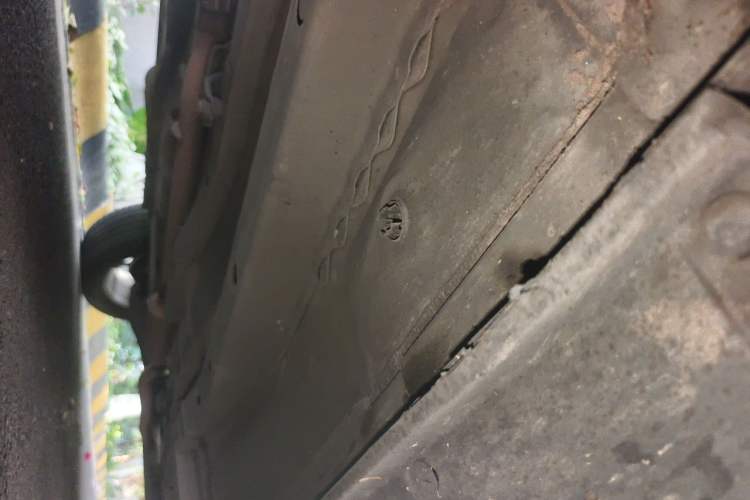 Used Jeep Compass 2012 2.4L Four-Wheel Drive Urban Edition Chassis Front Left
