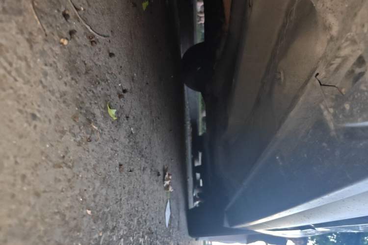 Used Jeep Compass 2012 2.0L two-wheel drive sport version Chassis Front Left