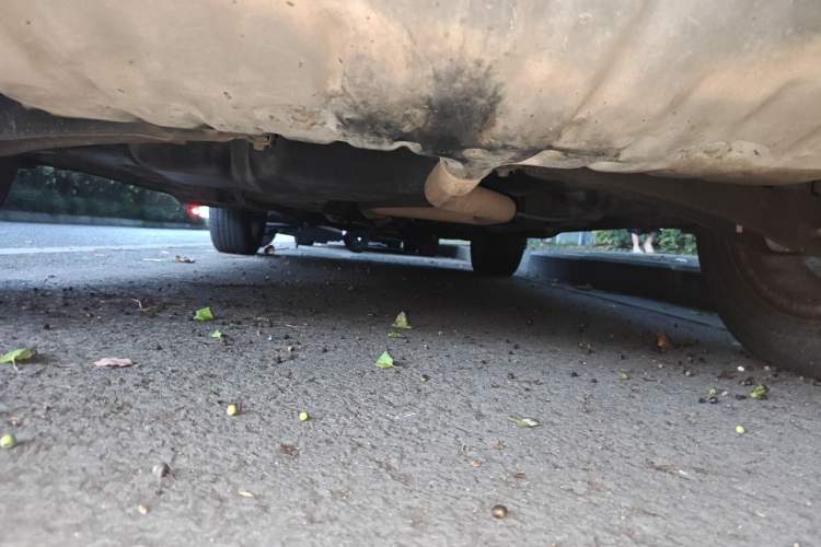 Used Jeep Compass 2012 2.0L two-wheel drive sport version Chassis Rear