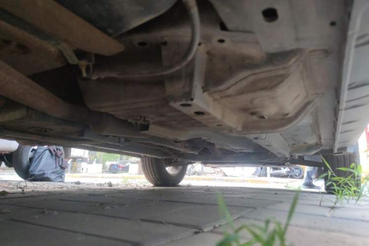 Used Jeep Compass 2012 2.0L two-wheel drive sport version Chassis Rear Right