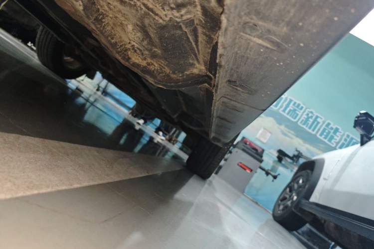 Used Jeep Compass 2012 2.0L two-wheel drive sport version Chassis Rear Right