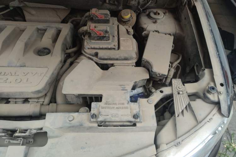 Used Jeep Compass 2012 2.0L two-wheel drive sport version Engine Bay Left