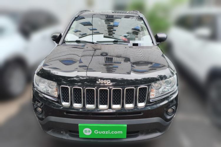Used Jeep Compass 2012 2.0L two-wheel drive luxury version Front