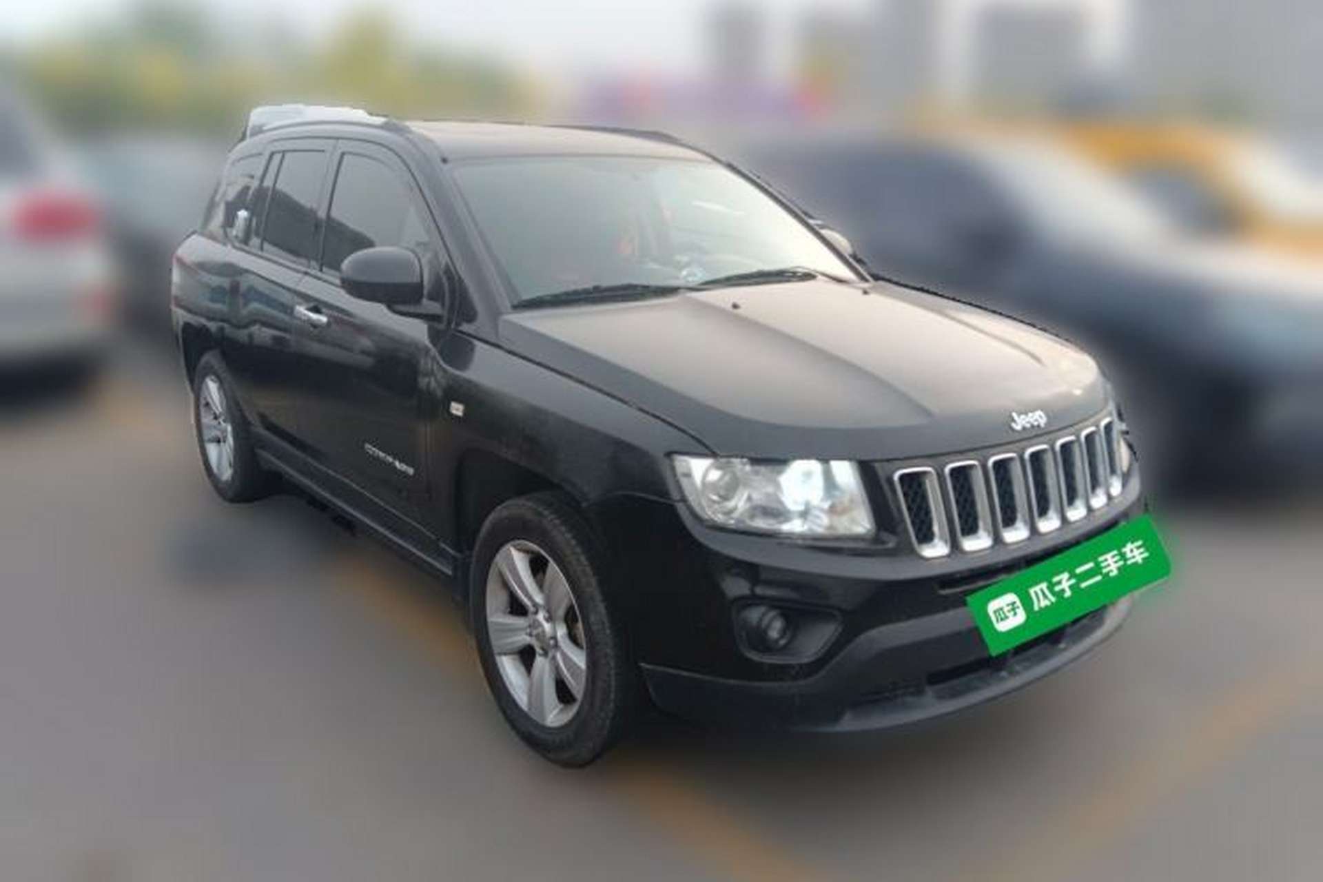 Used Jeep Compass 2012 2.4L four-wheel-drive sport version Front Right 45 Deg