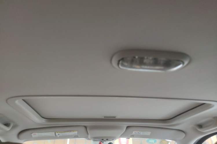 Used Jeep Compass 2012 2.0L two-wheel drive sport version Headliner