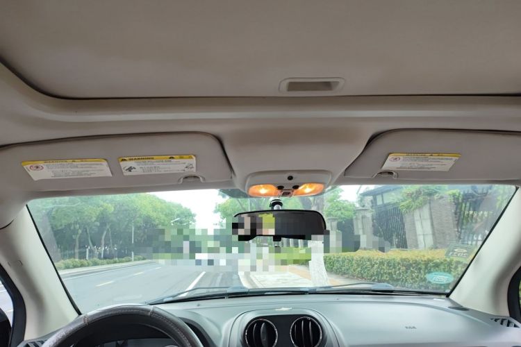 Used Jeep Compass 2012 2.4L four-wheel-drive sport version Headliner