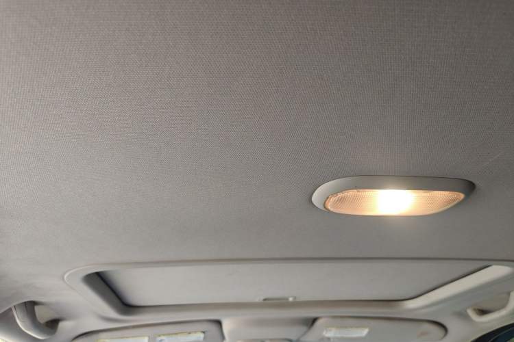Used Jeep Compass 2012 2.4L four-wheel drive luxury version Headliner
