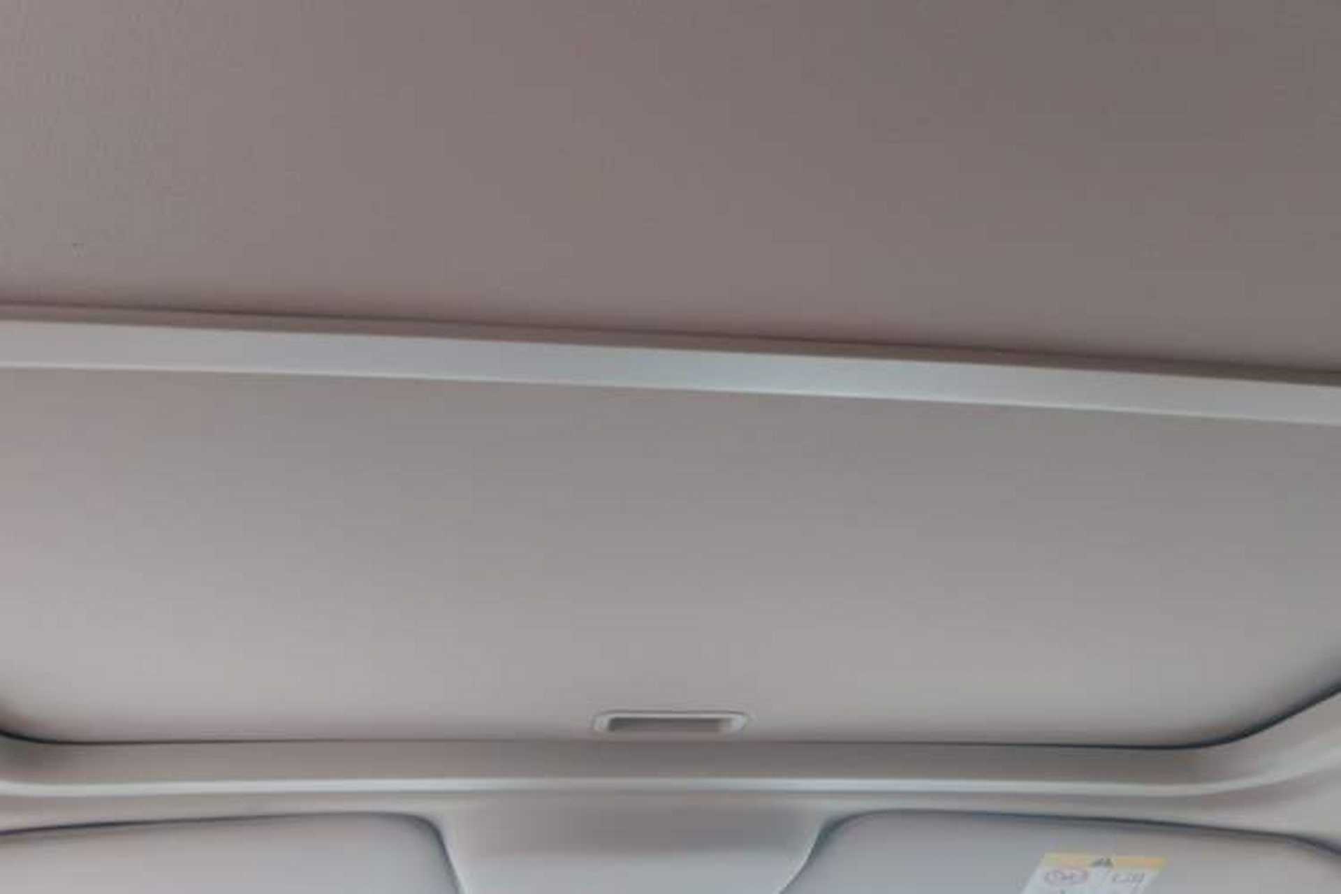 Used Jeep Compass 2012 2.4L four-wheel-drive sport version Headliner