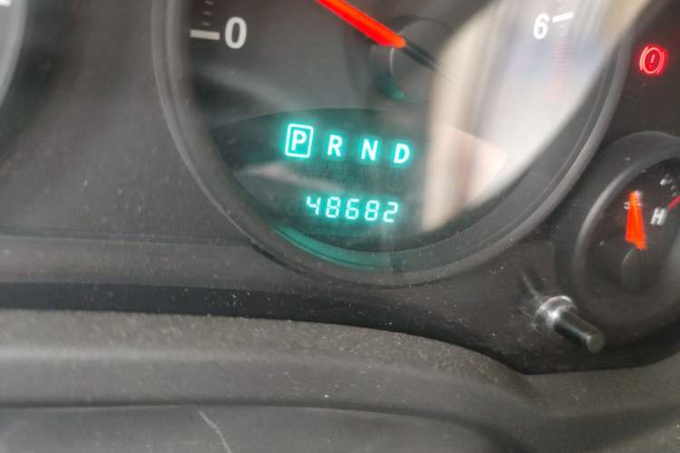 Used Jeep Compass 2012 2.0L two-wheel drive sport version Odometer Close Up