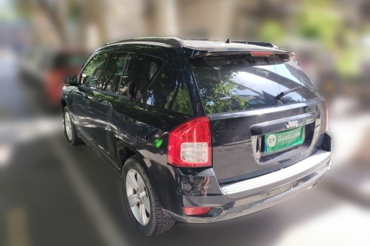 Used Jeep Compass 2012 2.4L four-wheel-drive sport version Rear Left 45 Deg