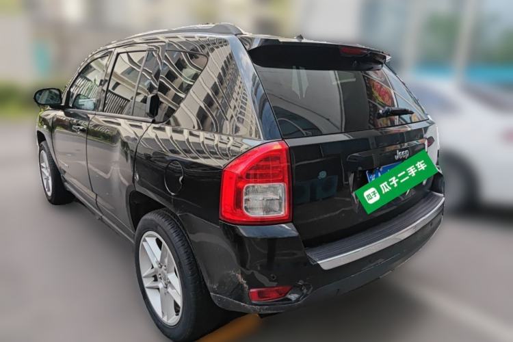 Used Jeep Compass 2012 2.0L two-wheel drive luxury version Rear Left 45 Deg