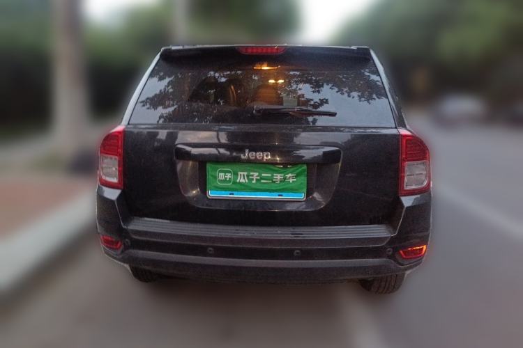 Used Jeep Compass 2012 2.0L two-wheel drive sport version Rear
