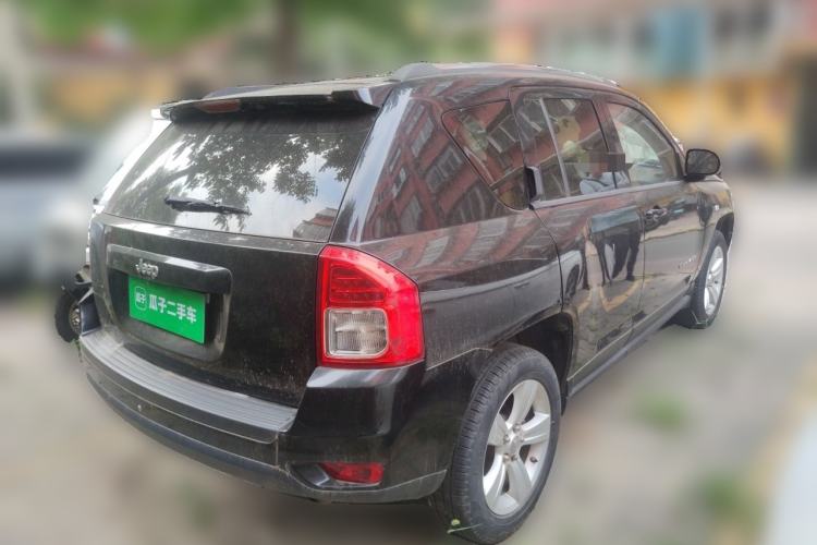 Used Jeep Compass 2012 2.0L two-wheel drive sport version Rear Right 45 Deg