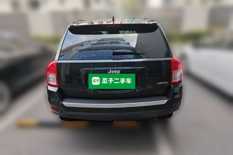 Used Jeep Compass 2012 2.0L two-wheel drive luxury version Rear