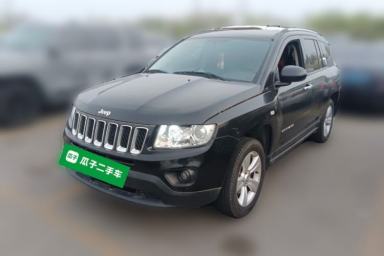 Used Jeep Compass 2012 2.4L four-wheel-drive sport version