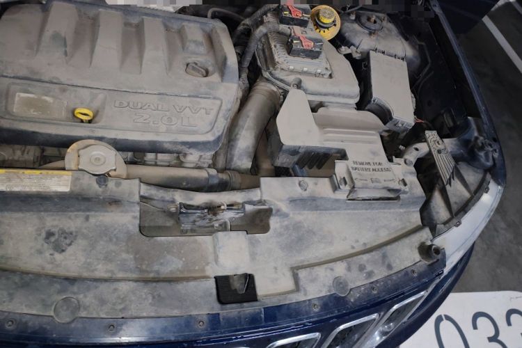 Used Jeep Compass 2012 2.0L two-wheel drive sport version Engine Bay Left