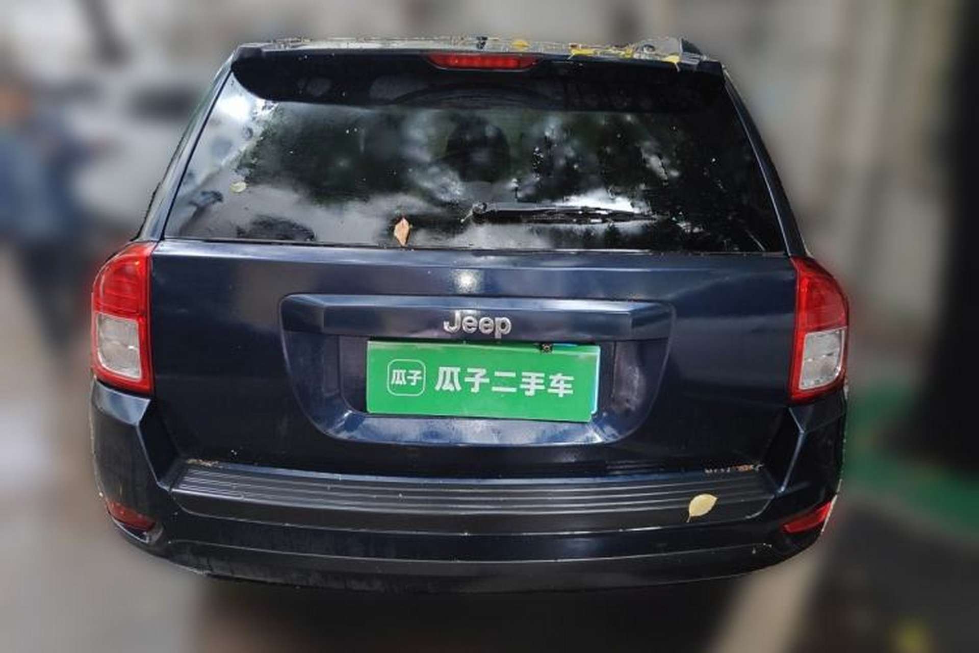 Used Jeep Compass 2012 2.4L four-wheel-drive sport version Rear