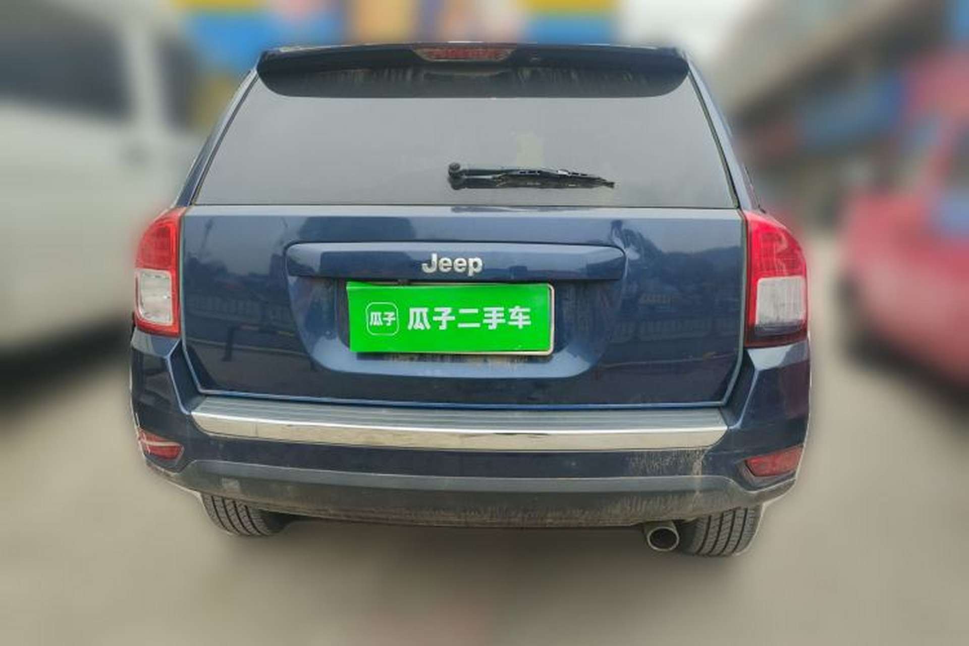 Used Jeep Compass 2012 2.4L four-wheel drive luxury version Rear