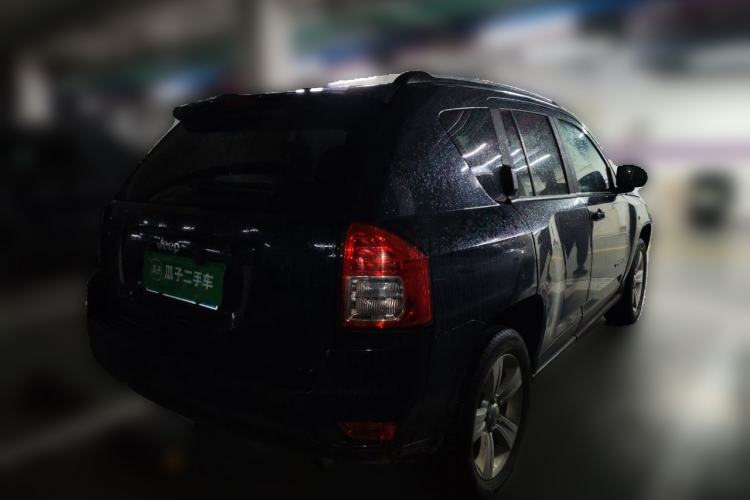 Used Jeep Compass 2012 2.0L two-wheel drive sport version Rear Right 45 Deg