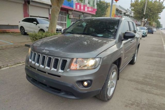 Used Jeep Compass 2012 2.4L Four-Wheel Drive Urban Edition