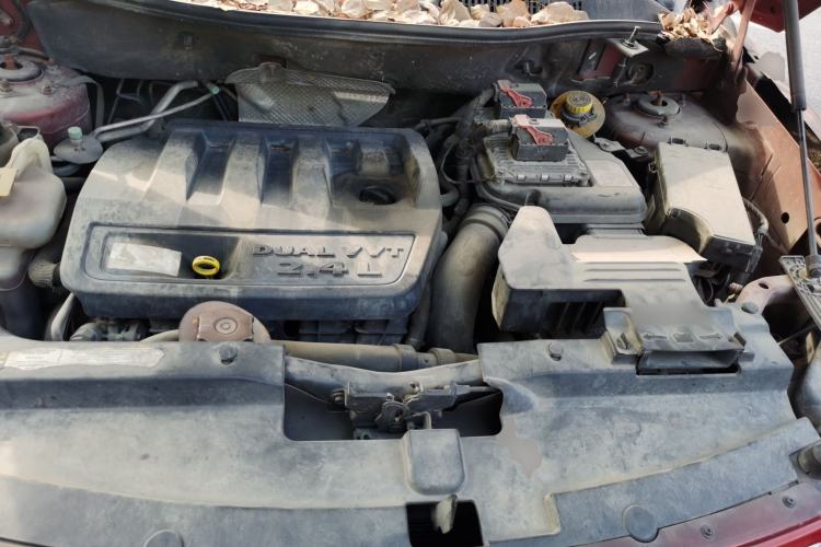 Used Jeep Compass 2012 2.4L Four-Wheel Drive Urban Edition Engine Bay