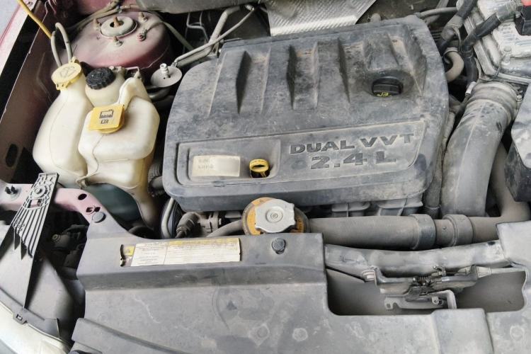 Used Jeep Compass 2012 2.4L four-wheel drive luxury version Engine Bay Right