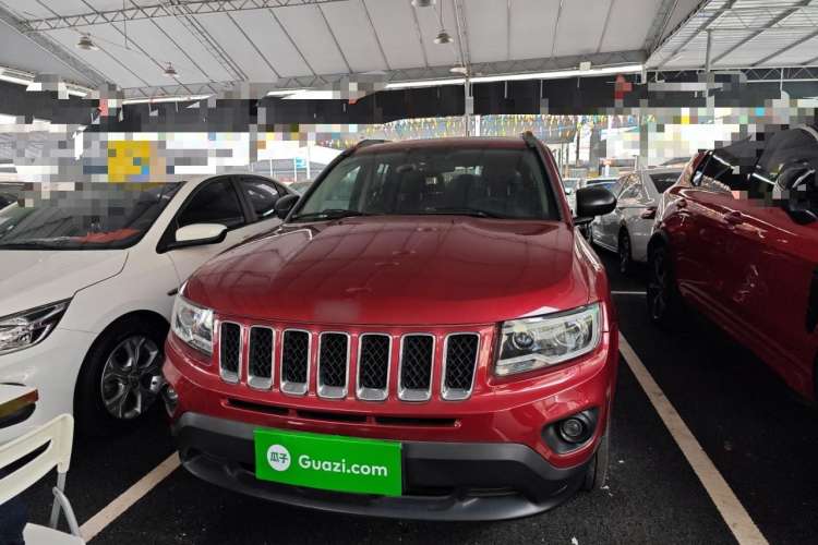 Used Jeep Compass 2012 2.4L Four-Wheel Drive Urban Edition Front