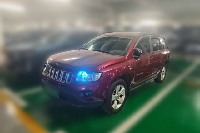 Used Jeep Compass 2012 2.4L four-wheel-drive sport version